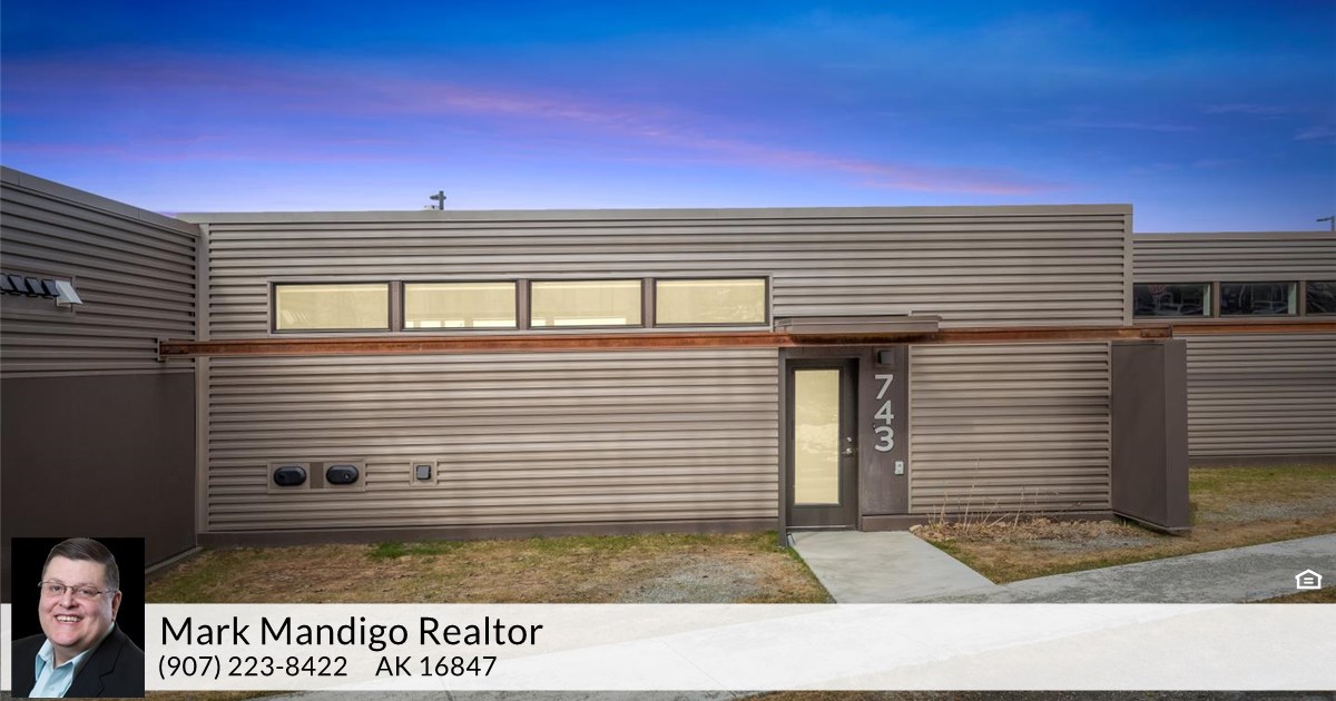 743 Top Rail Ln b6, Anchorage, AK 99501